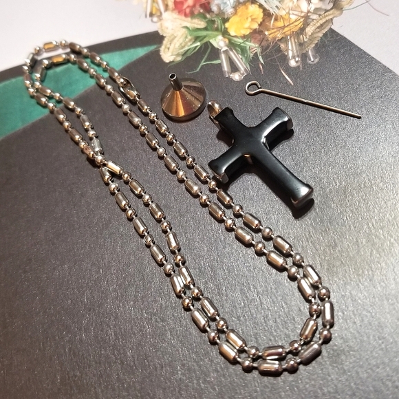 NEW Cremation Keepsake Black Cross Necklace Kit - Picture 3 of 4